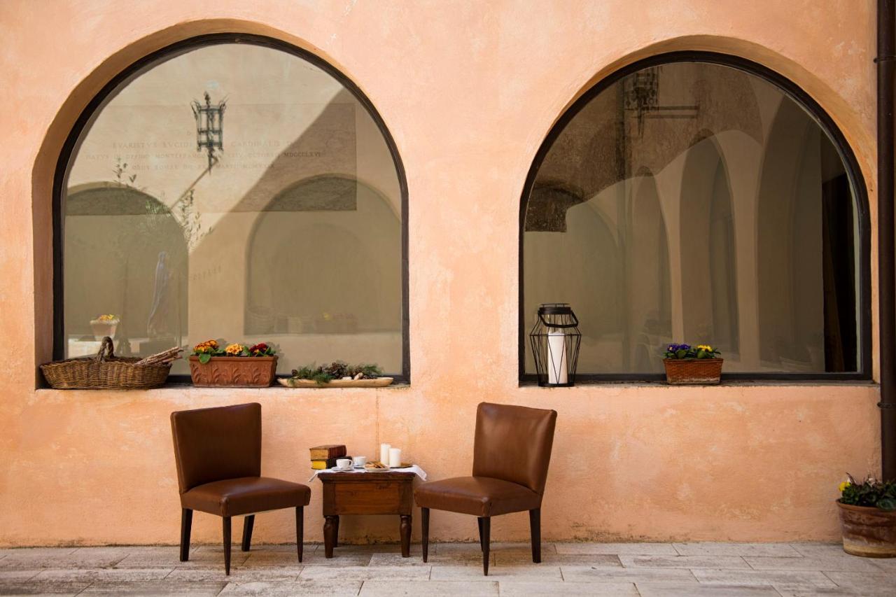 Convento San Bernardino Hotel Montefranco Exterior photo